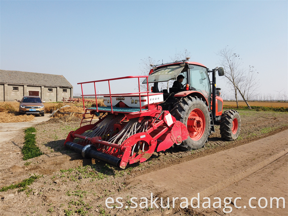 New agricultural combined seeder